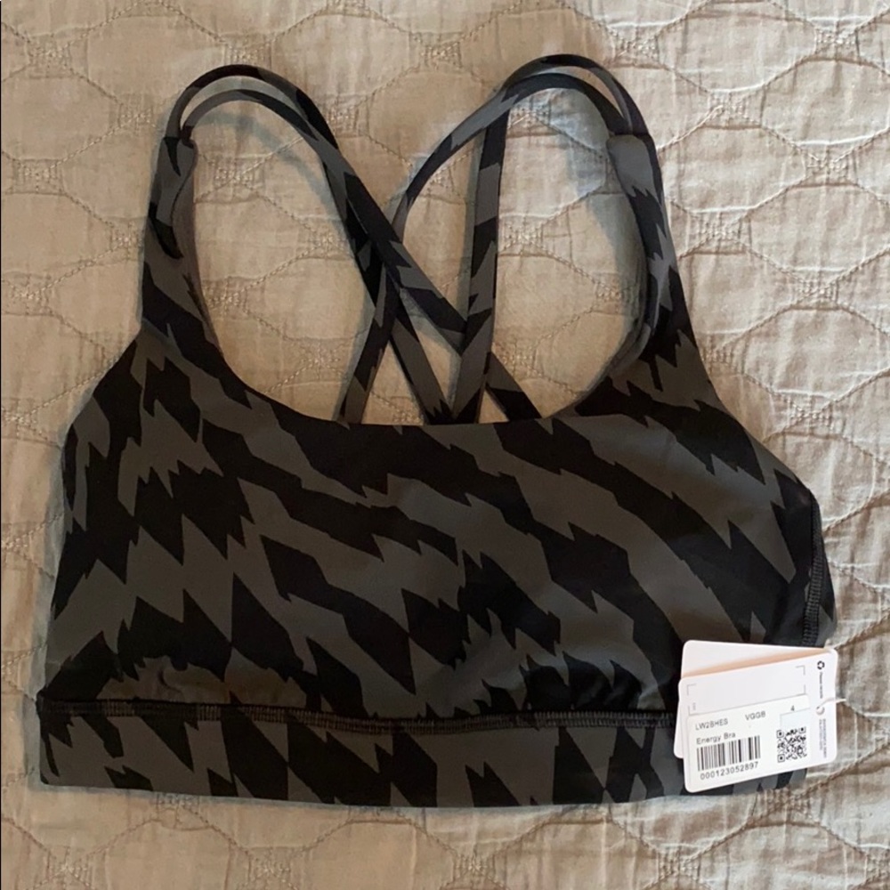 Lululemon sports bra